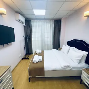 Отель Four Seasons