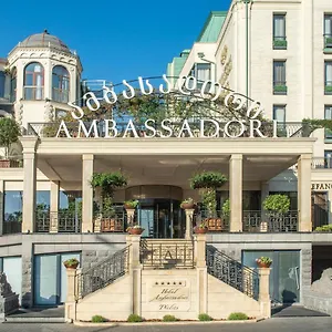 5* מלון Ambassadori